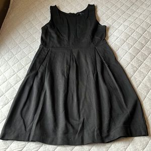 Gap little black dress